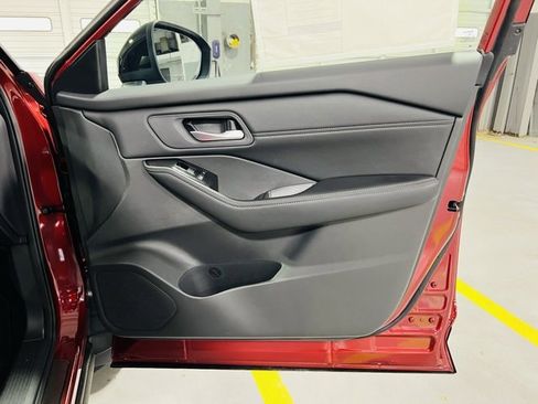 New 2026 Nissan Rogue SV image 32