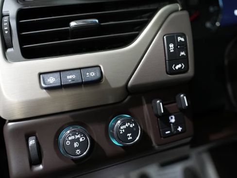 Used 2019 GMC Yukon XL Denali w/ Open Road Package image 14