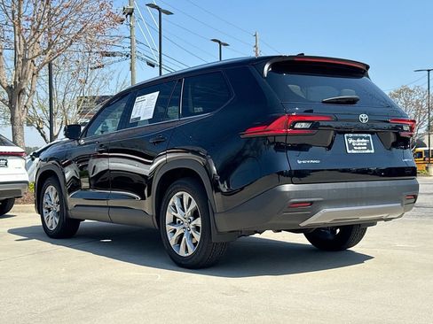 Used 2025 Toyota Grand Highlander AWD Hybrid image 6