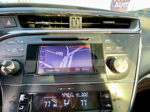 Used 2014 Toyota Avalon XLE Touring image 16