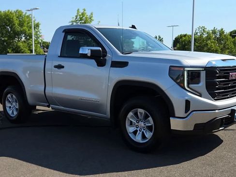 Used 2022 GMC Sierra 1500 Pro w/ Convenience Package AWD/4WD image 2
