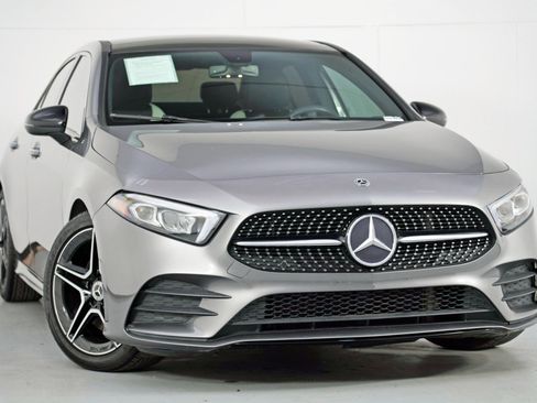 Used 2019 Mercedes-Benz A 220 w/ AMG Line image 2