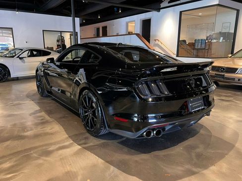 Used 2016 Ford Mustang Shelby GT350 w/ Technology Package image 3