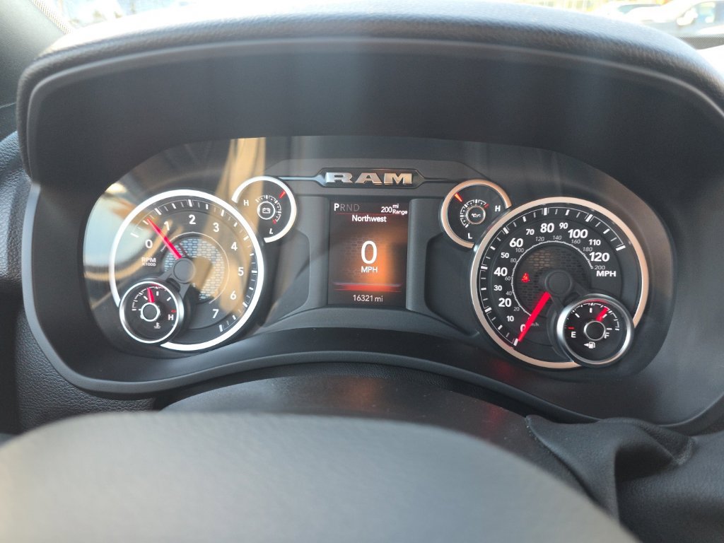 Used 2026 RAM 2500 Big Horn AWD/4WD image 16