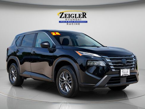 Used 2024 Nissan Rogue S AWD/4WD image 1