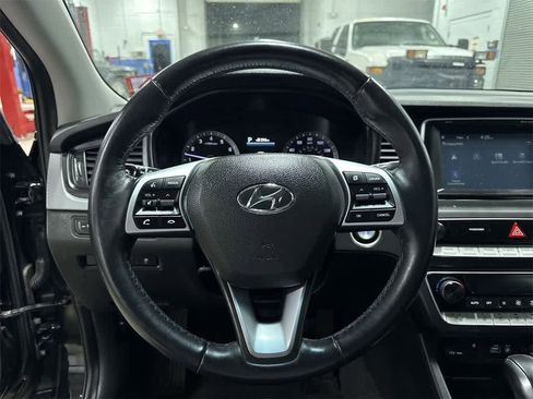 Used 2019 Hyundai Sonata SEL image 18