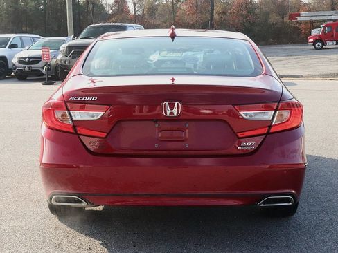 Used 2019 Honda Accord Touring image 6
