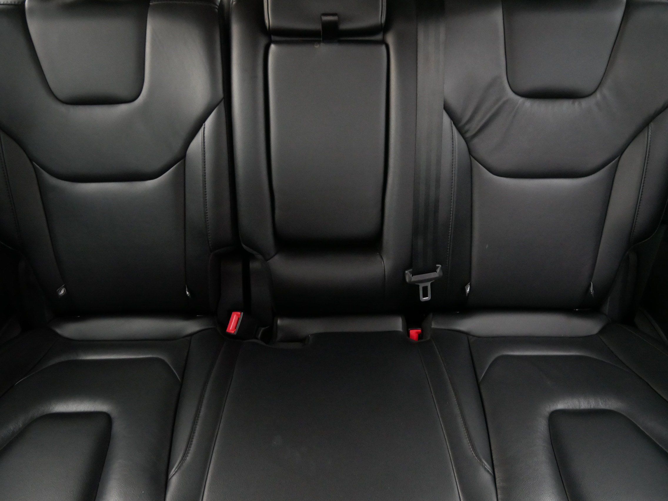 Used 2022 Ford Edge Titanium AWD/4WD image 13