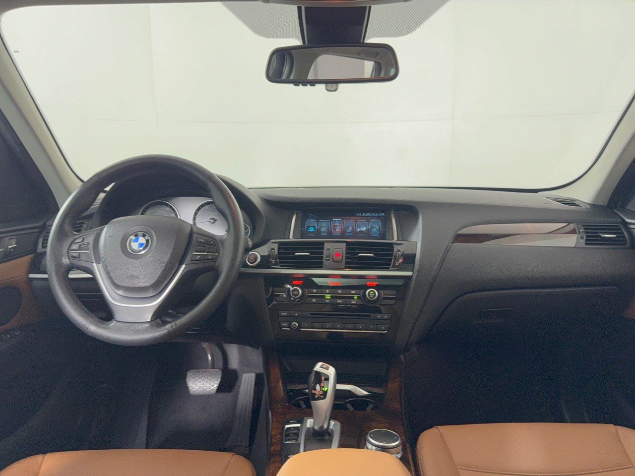 Used 2017 BMW X3 sDrive28i RWD image 17
