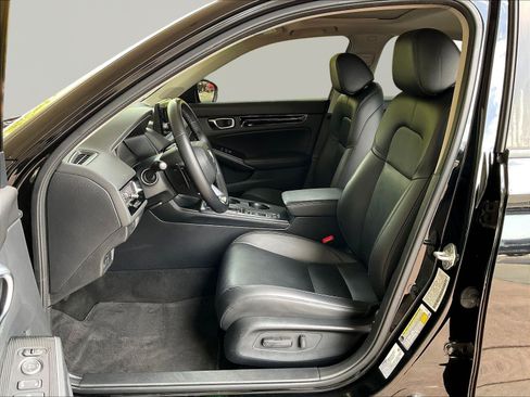 Used 2023 Honda Civic Touring image 20