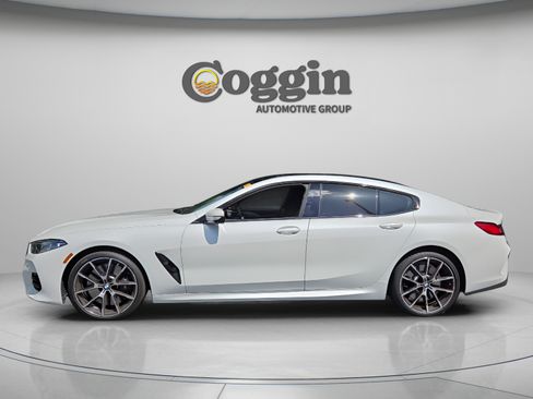 Used 2025 BMW 840i w/ M Sport Professional Package RWD image 2