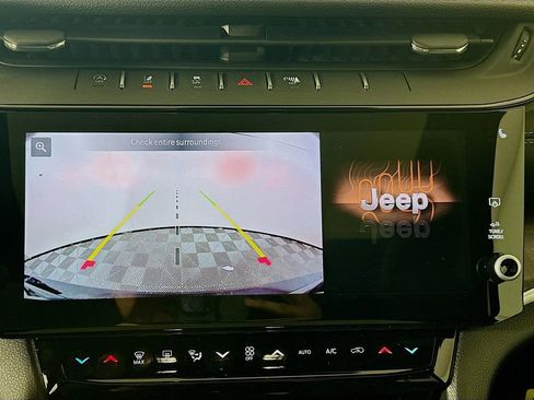 New 2026 Jeep Grand Cherokee Limited image 14