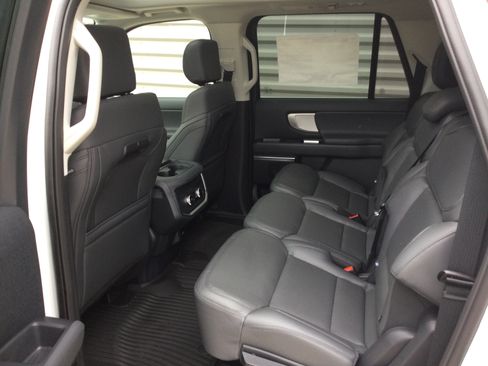New 2026 Ford Expedition Max Active AWD/4WD image 7