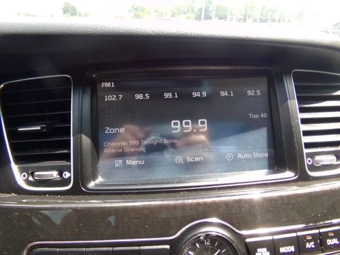 Used 2015 Kia Cadenza Premium w/ Luxury Package image 65