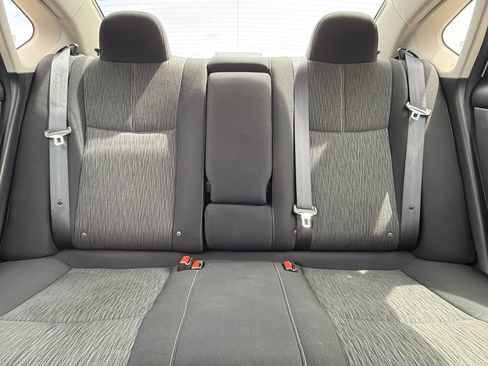 Used 2014 Nissan Sentra SV FWD image 22