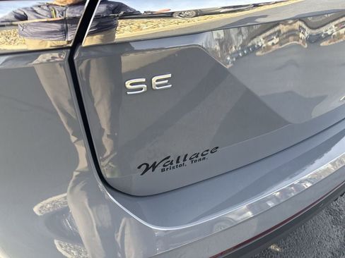 New 2026 Volkswagen Atlas SE FWD image 7