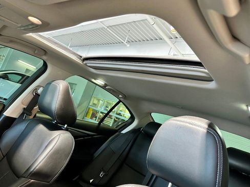 Used 2018 INFINITI Q50 Sport image 12