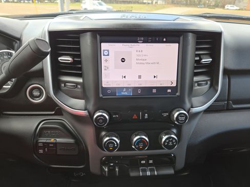 Used 2024 RAM 2500 Big Horn image 15