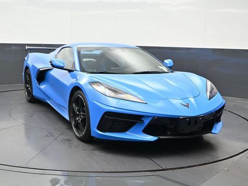 Used 2025 Chevrolet Corvette Stingray Premium Conv w/ 3LT RWD image 8