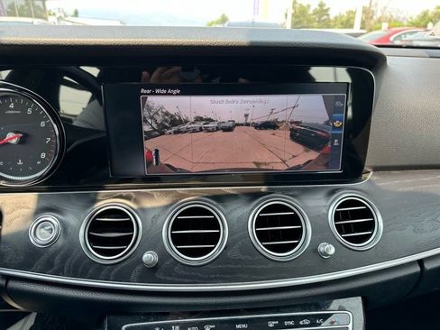 Used 2017 Mercedes-Benz E 400 4MATIC Wagon image 29
