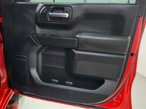 Used 2023 Chevrolet Silverado 1500 Custom image 23
