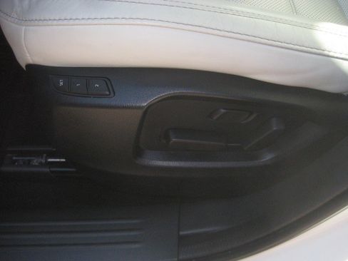 Used 2022 MAZDA CX-5 AWD 2.5 S w/ Premium Package image 16