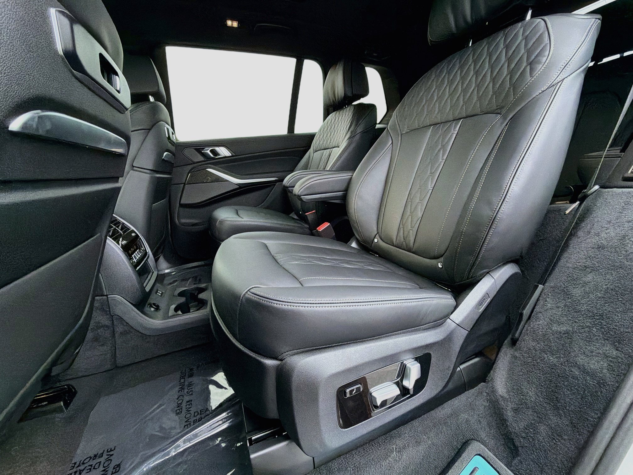 New 2027 BMW X7 M60i AWD/4WD image 23