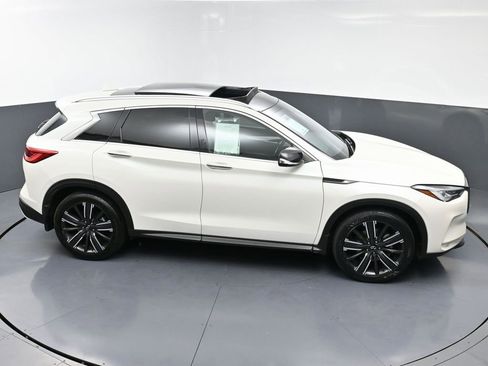Used 2021 INFINITI QX50 Luxe w/ Appearance Package image 48