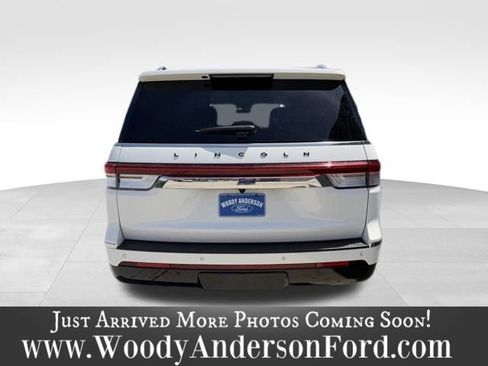 Used 2023 Lincoln Navigator L Black Label AWD/4WD image 5