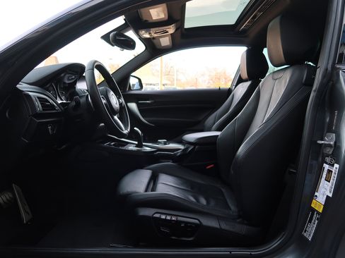 Used 2015 BMW M235i Coupe image 31