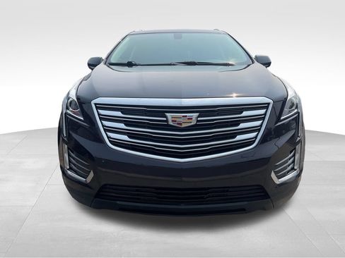 Used 2018 Cadillac XT5 Luxury FWD image 2