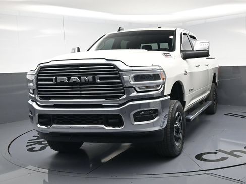 Used 2024 RAM 2500 Laramie AWD/4WD image 11