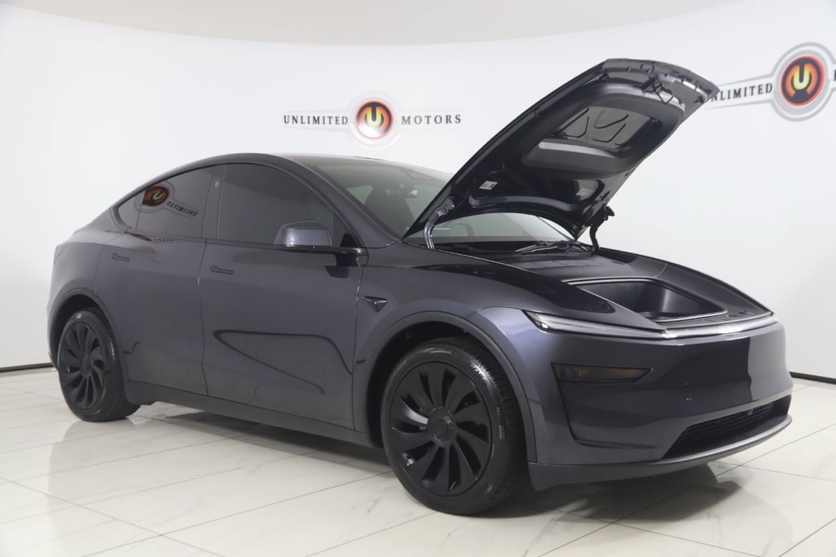 Used 2026 Tesla Model Y AWD image 21