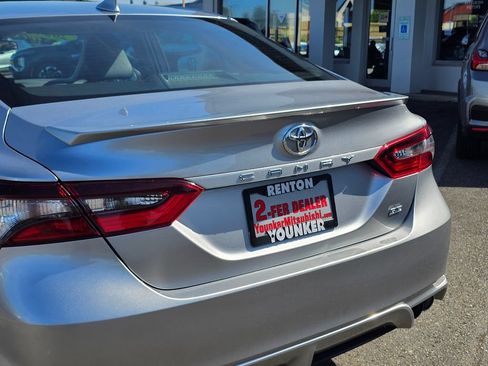 Used 2024 Toyota Camry SE FWD image 10