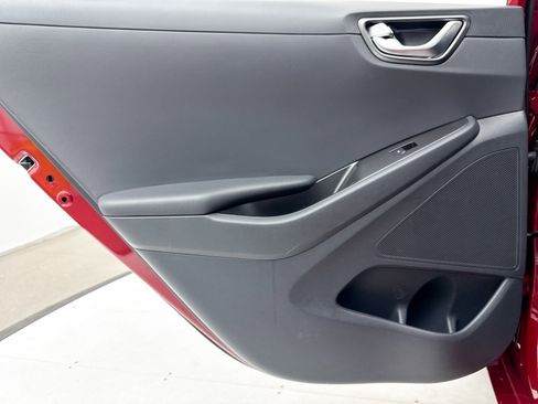 Used 2021 Hyundai Ioniq Limited image 37