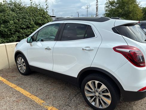 Used 2019 Buick Encore Preferred FWD image 3