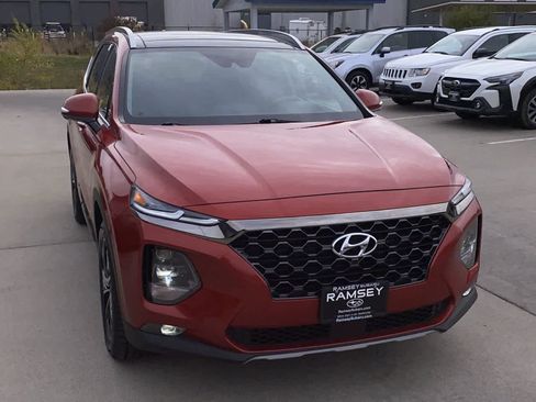 Used 2020 Hyundai Santa Fe Limited image 8