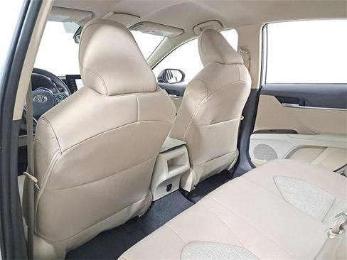 Used 2023 Toyota Camry LE image 11