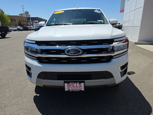 Used 2024 Ford Expedition Max Limited AWD/4WD image 6