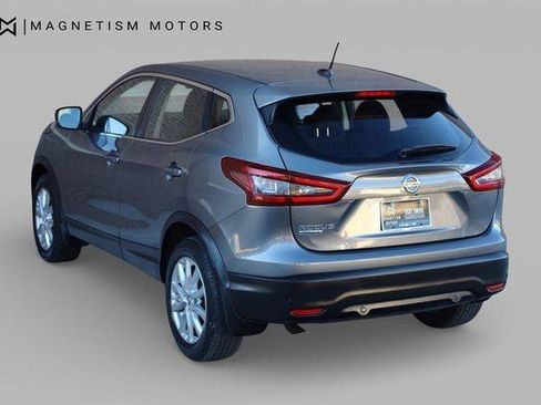 Used 2021 Nissan Rogue Sport S FWD image 9