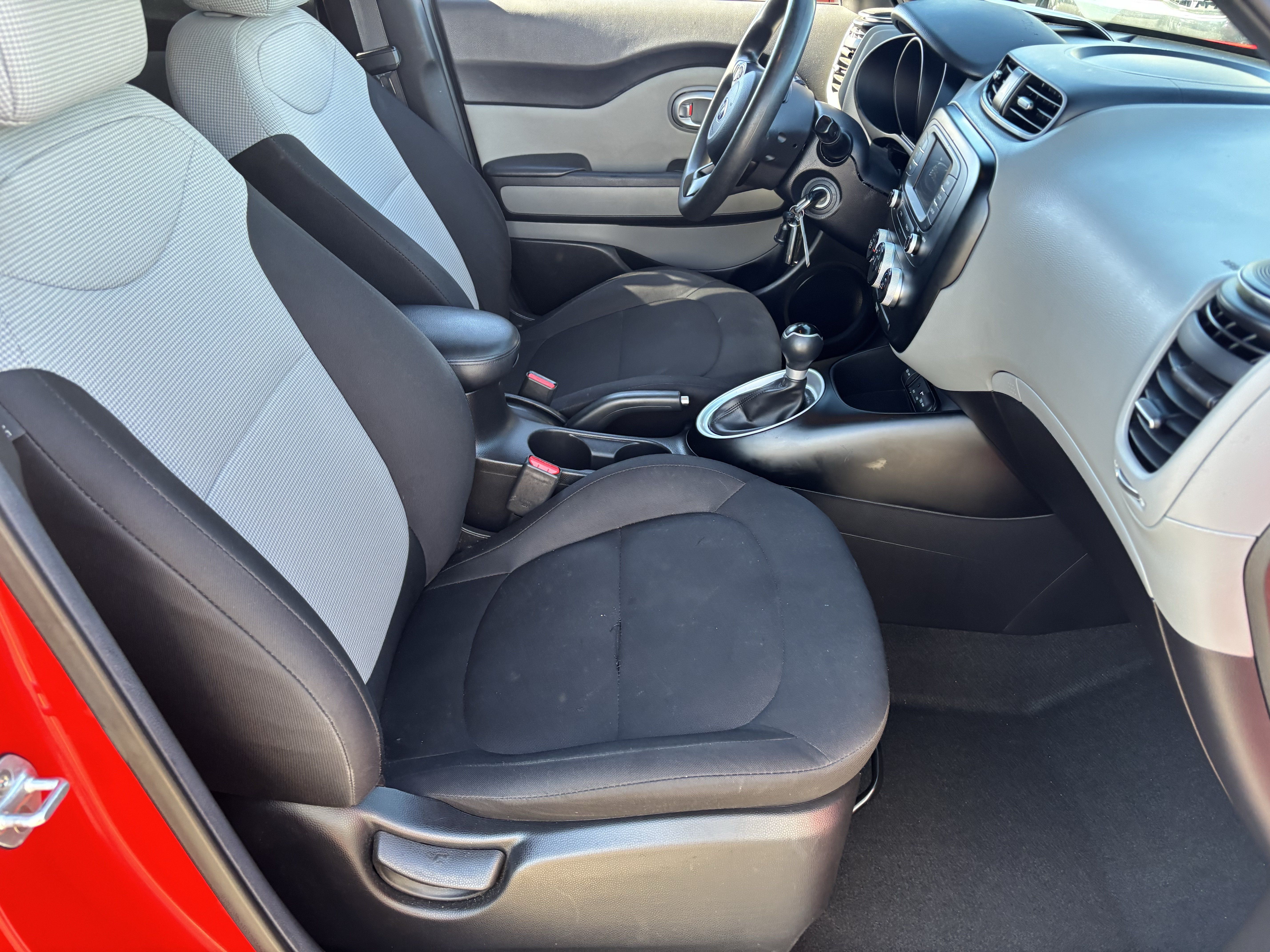 Used 2019 Kia Soul FWD image 9