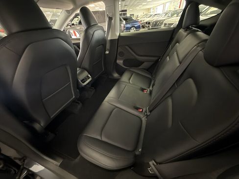 Used 2023 Tesla Model Y AWD image 25