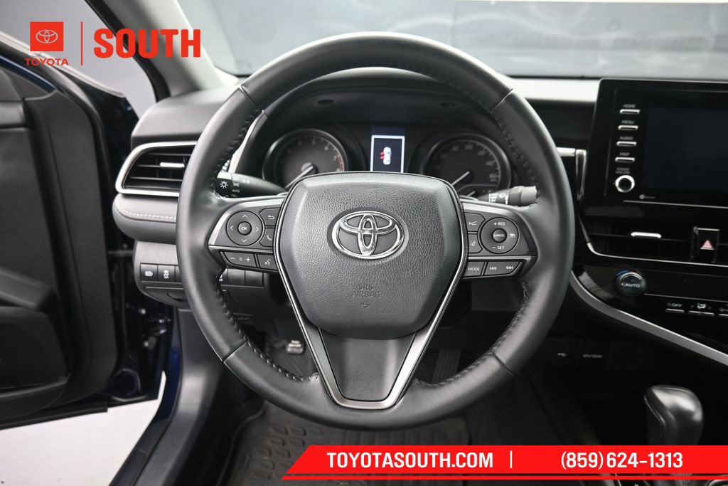 Used 2021 Toyota Camry SE FWD image 21