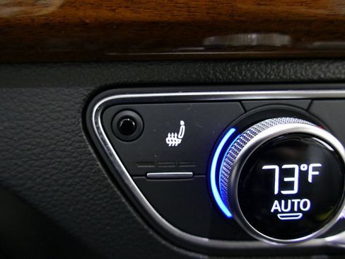 Used 2022 Audi Q5 2.0T Premium w/ Convenience Package image 20