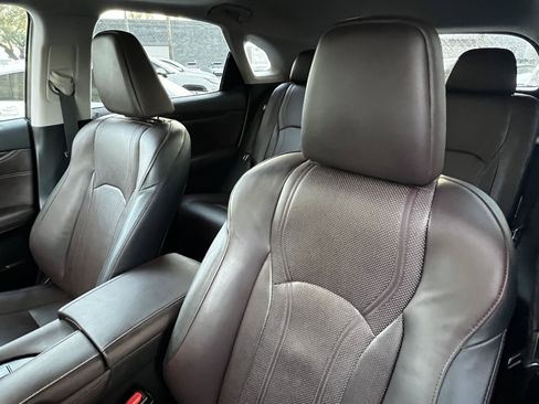 Used 2017 Lexus RX 450h AWD image 18