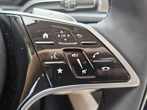 New 2026 Mercedes-Benz GLS 450 4MATIC image 43