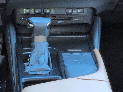 Used 2022 Lexus ES 350 w/ Premium Package FWD image 17