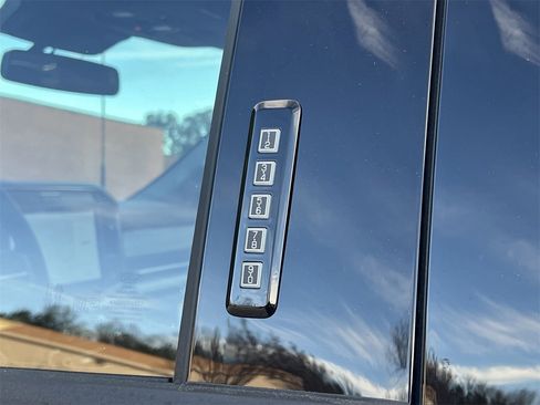 New 2026 Ford F250 Lariat w/ Black Appearance Package image 32