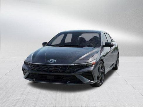 New 2026 Hyundai Elantra SEL FWD image 14