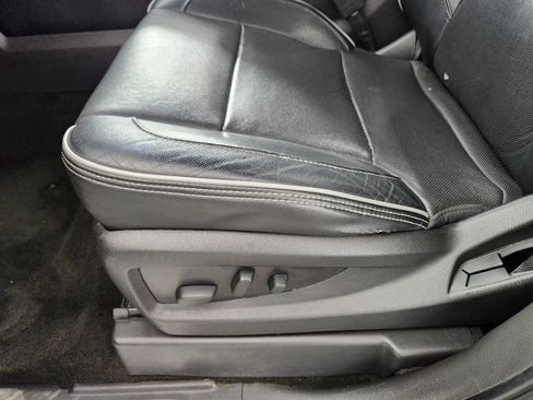 Used 2017 Chevrolet Silverado 1500 High Country AWD/4WD image 13